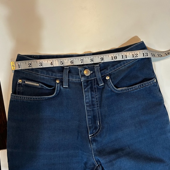 Authentic Women’s Valentino Jeans medium-dark wash, mid rise. Size 28 - Picture 11 of 14